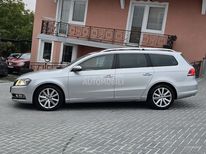 Volkswagen Passat B7 2012 photo 2