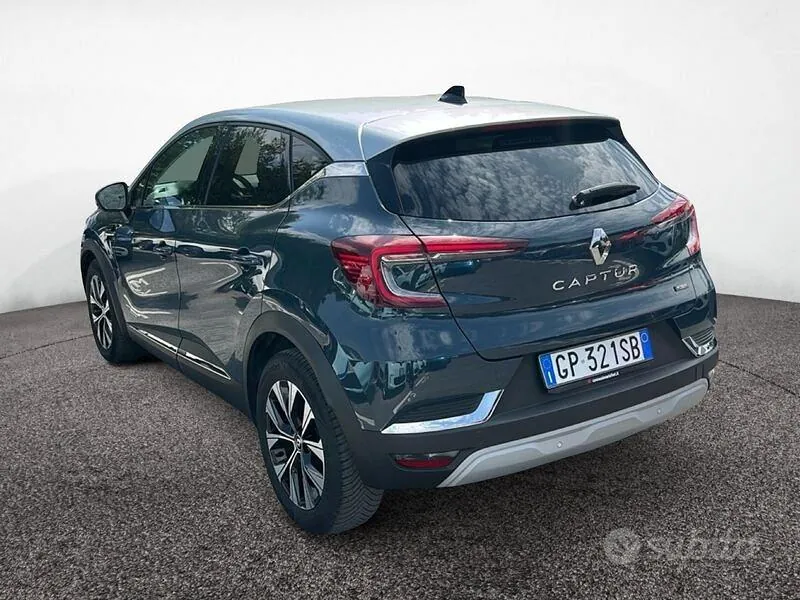 Renault Captur 2023 photo 4