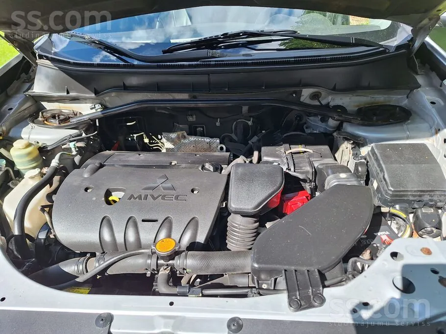 Mitsubishi Outlander 2009 photo 5