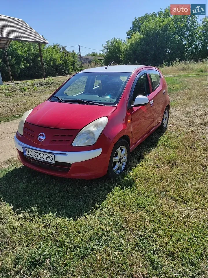 Nissan Pixo