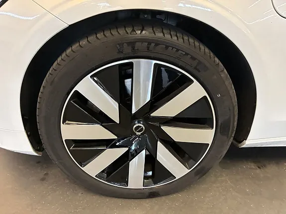Volvo V90 2025 photo 5