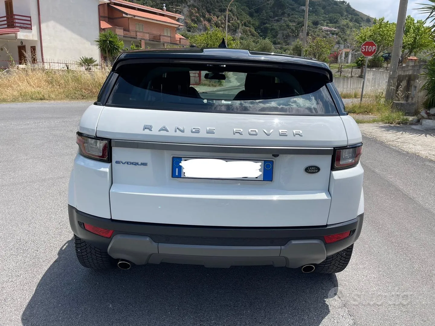 Land Rover Range Rover Evoque 2017 photo 3