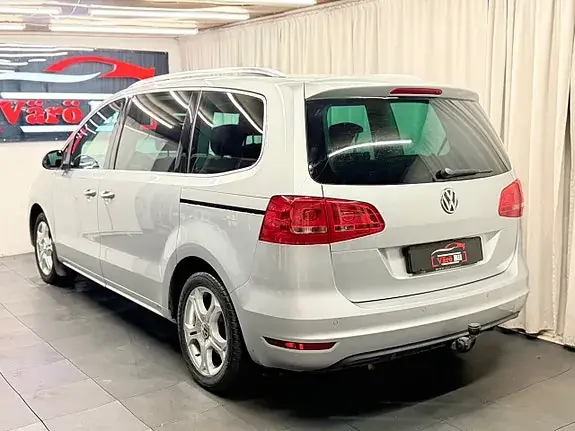 Volkswagen Sharan 2013 photo 2