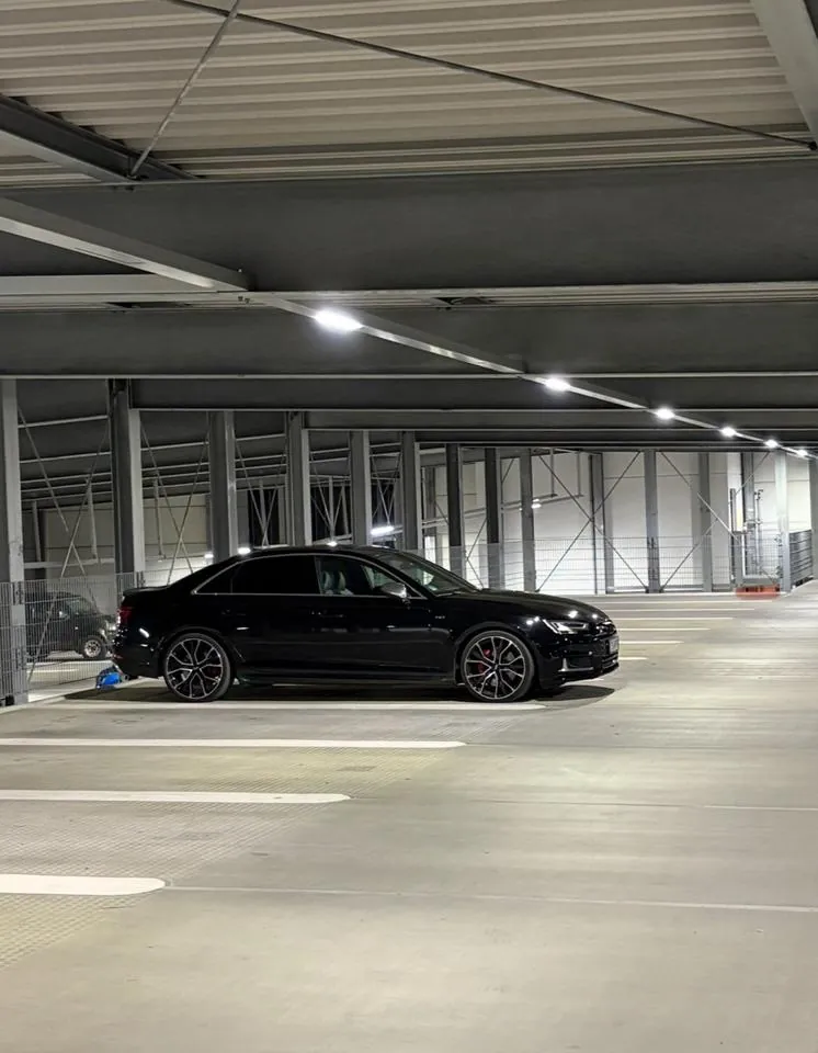 Audi S4