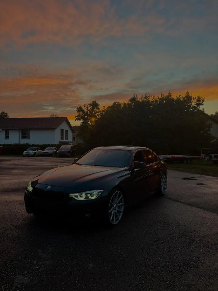 BMW F30