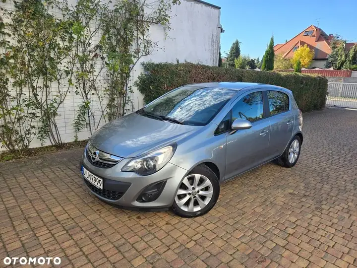 Opel Corsa D 2014 photo 2