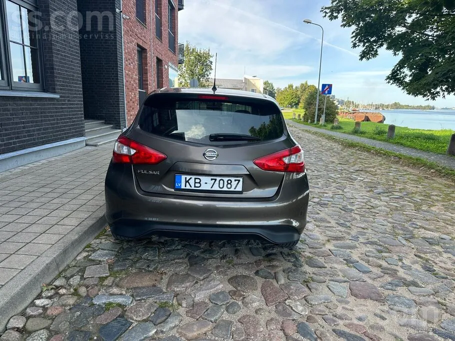 Nissan Pulsar 2015 photo 4