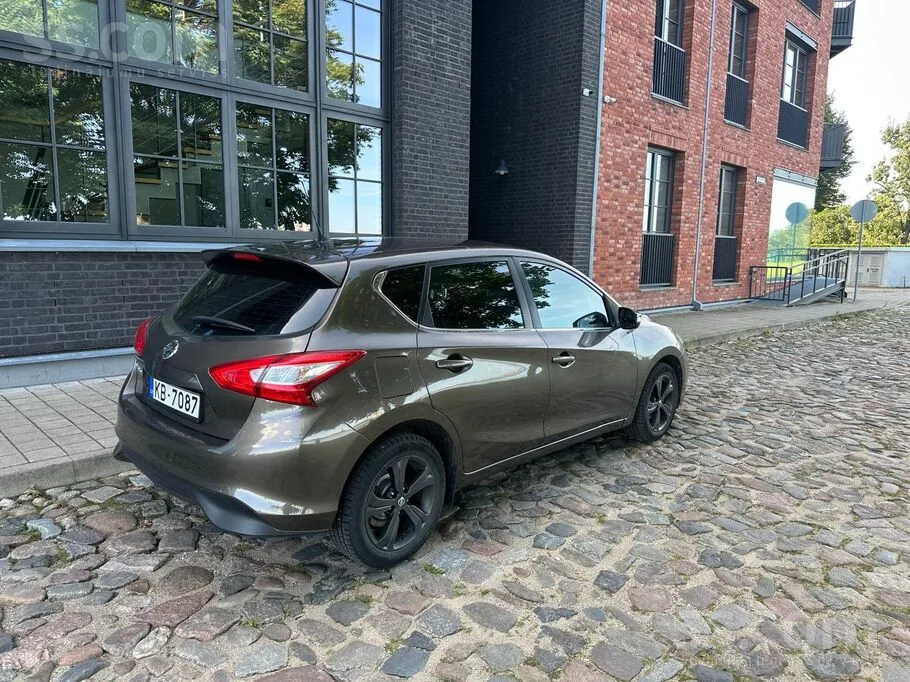 Nissan Pulsar 2015 photo 3