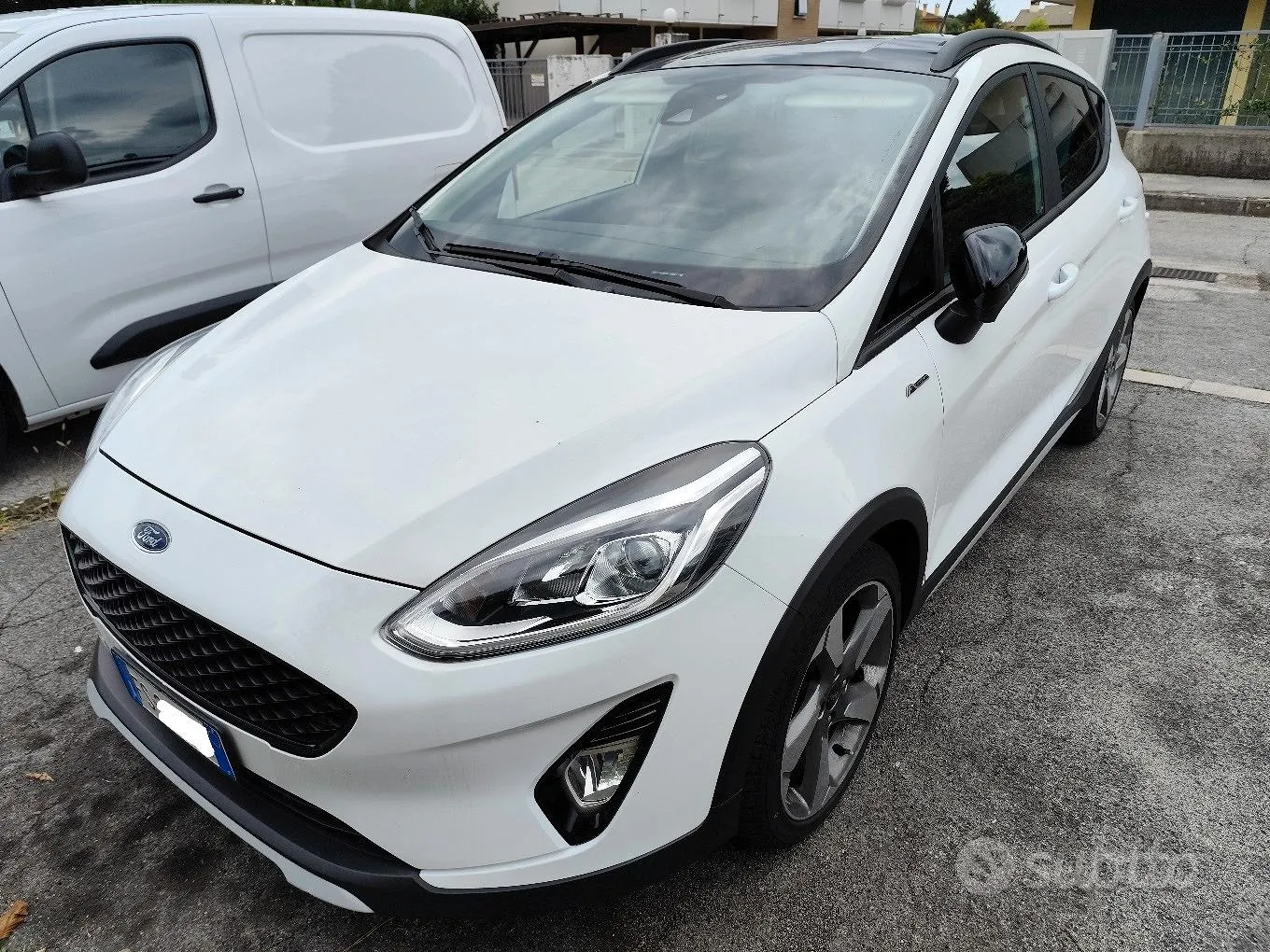 Ford Fiesta 2018 photo 2