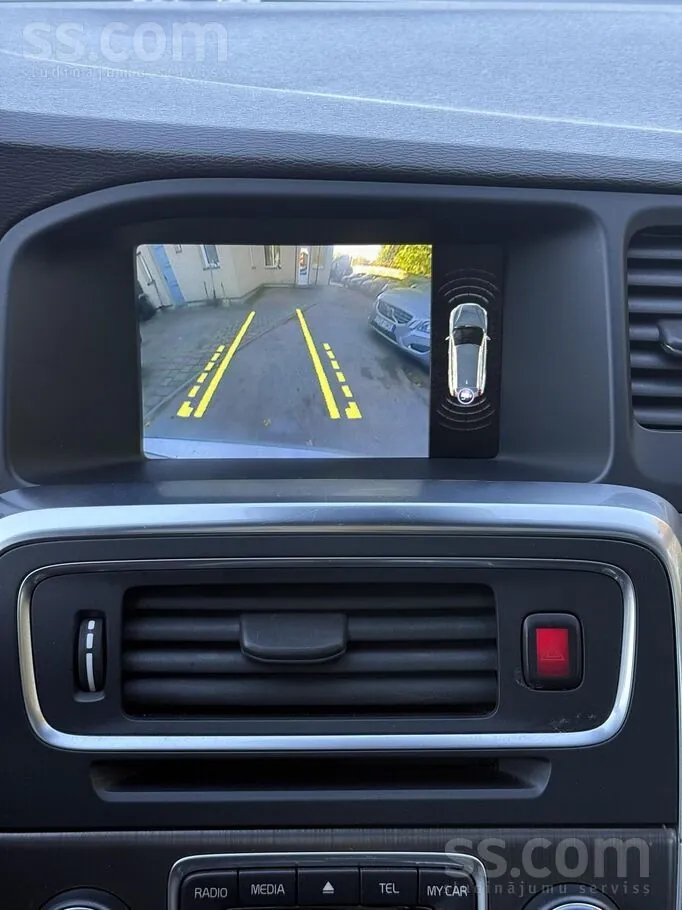 Volvo V60 2014 photo 5
