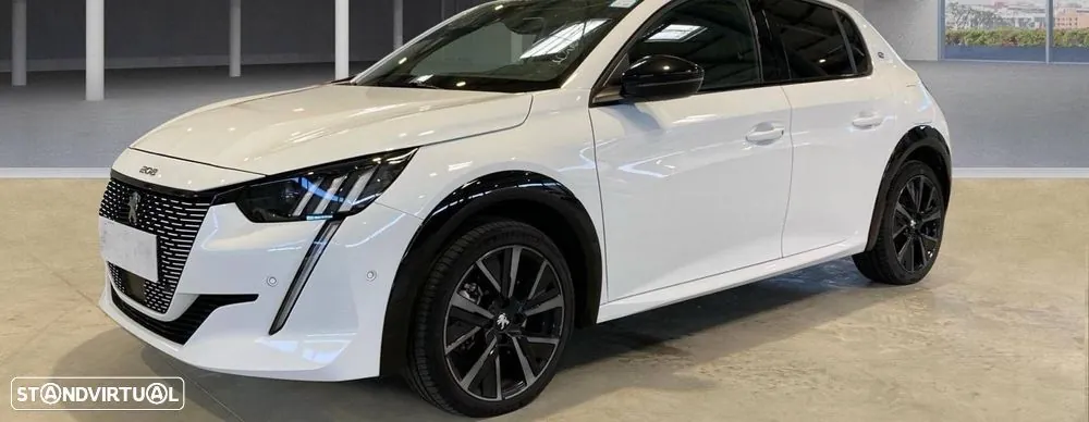 Peugeot E-208