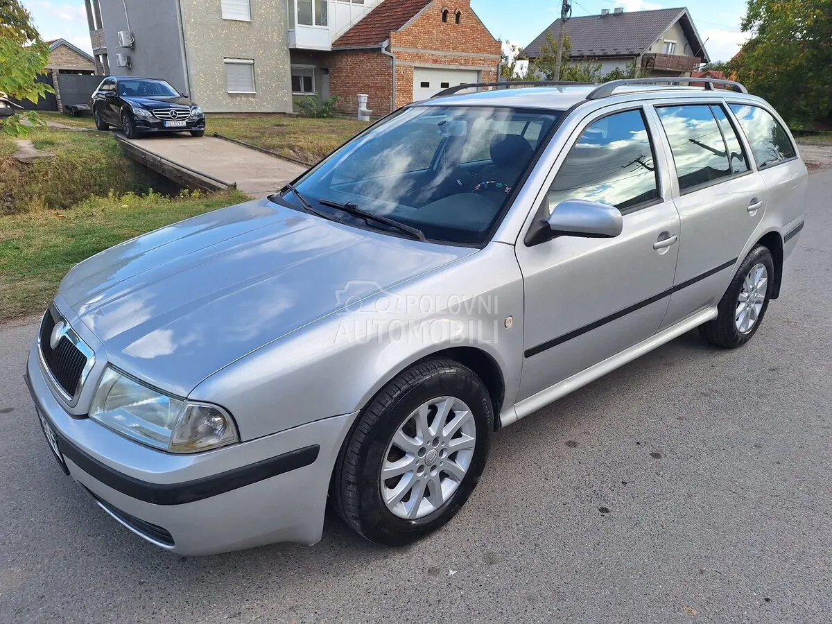 Skoda Octavia 2004 photo 2