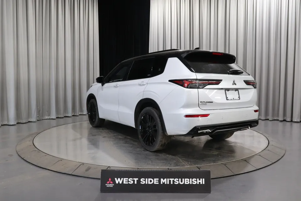 Mitsubishi Outlander 2026 photo 4