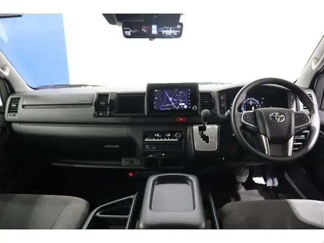 Toyota Hiace Wagon 2026 photo 2