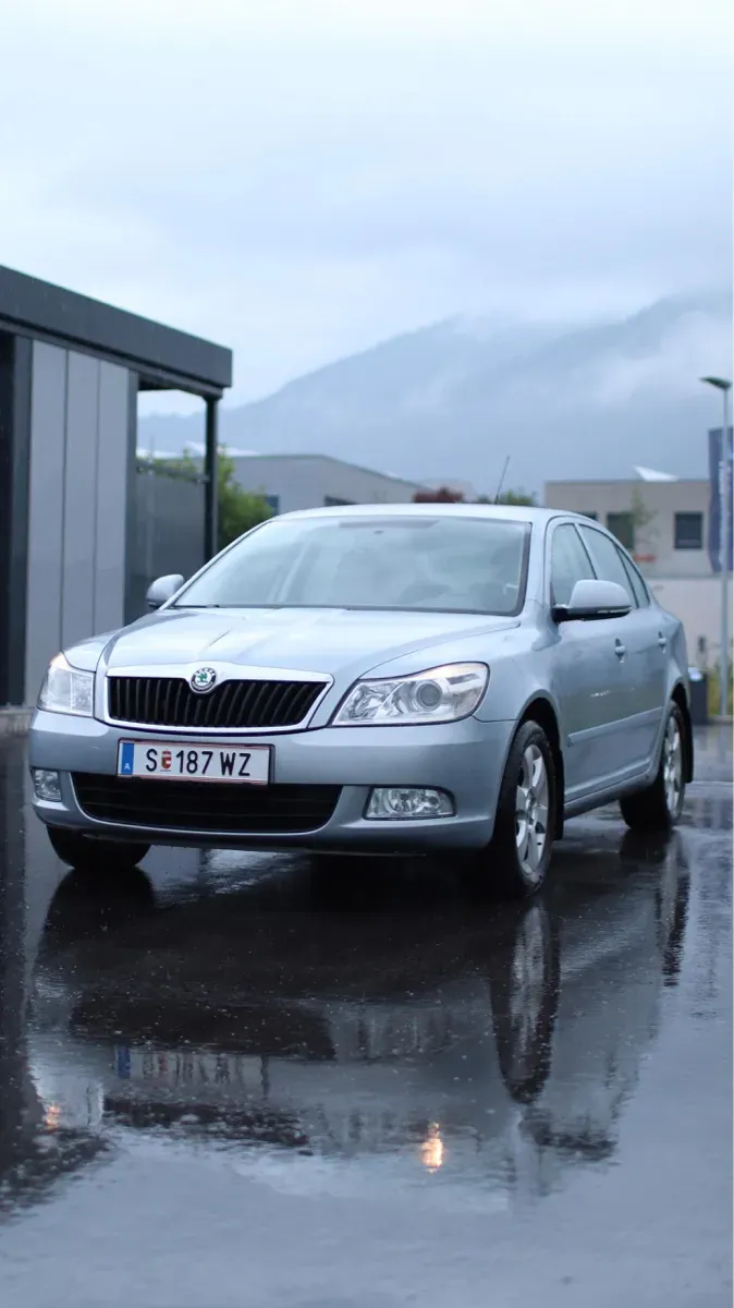 Skoda Octavia 2010 photo 3