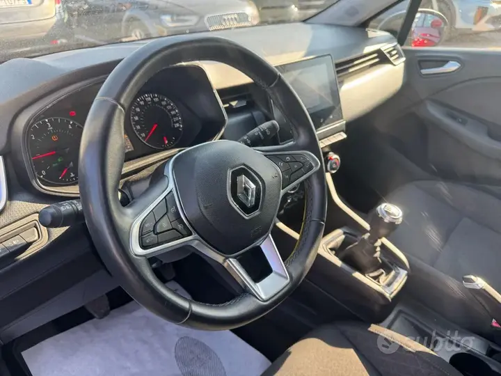 Renault Clio 2022 photo 4