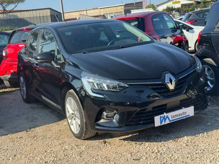 Renault Clio 2022 photo 2