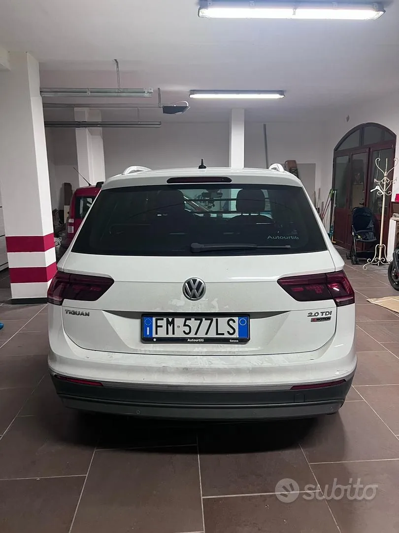 Volkswagen Tiguan 2018 photo 2