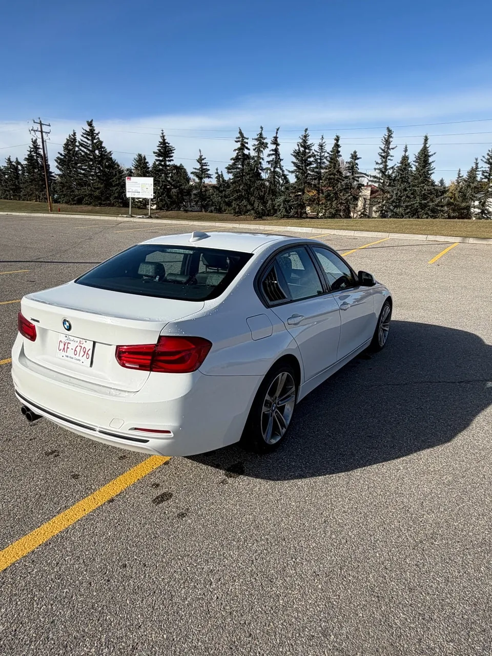 BMW 330I 2018 photo 3