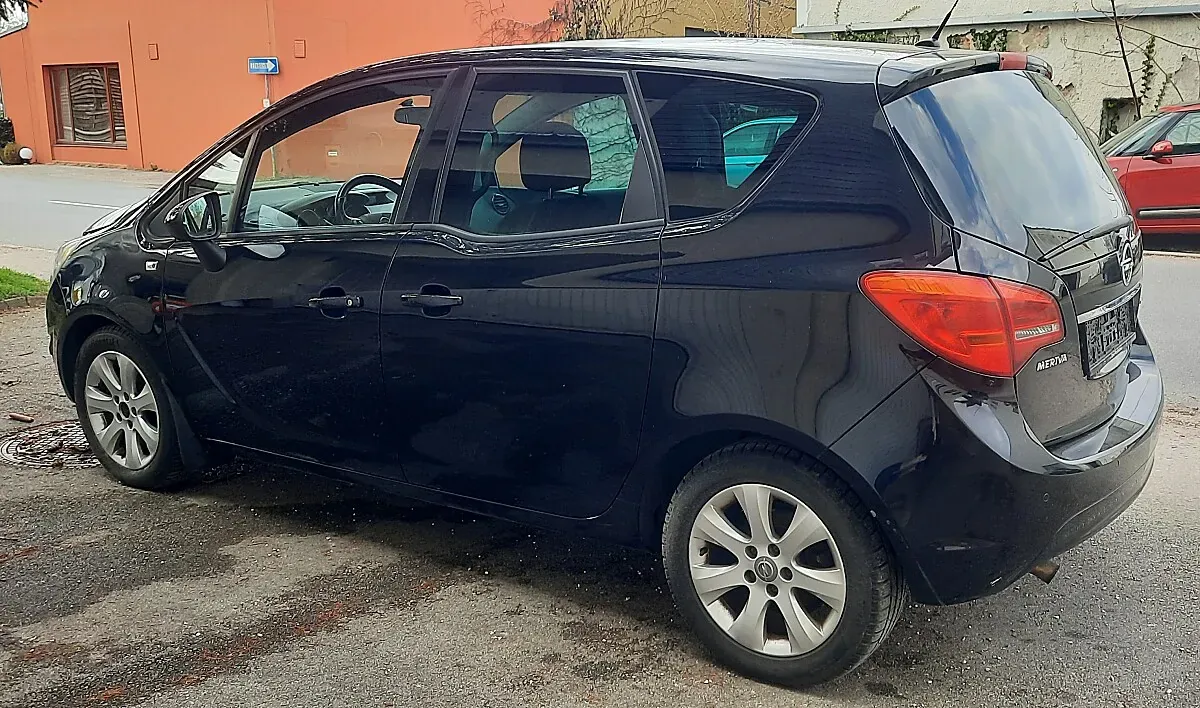 Opel Meriva 2011 photo 3
