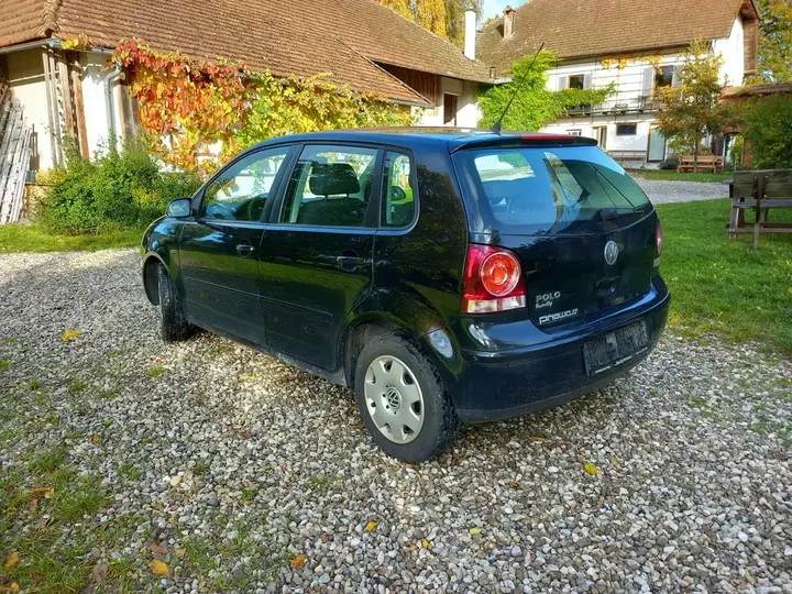 Volkswagen Polo 2007 photo 2