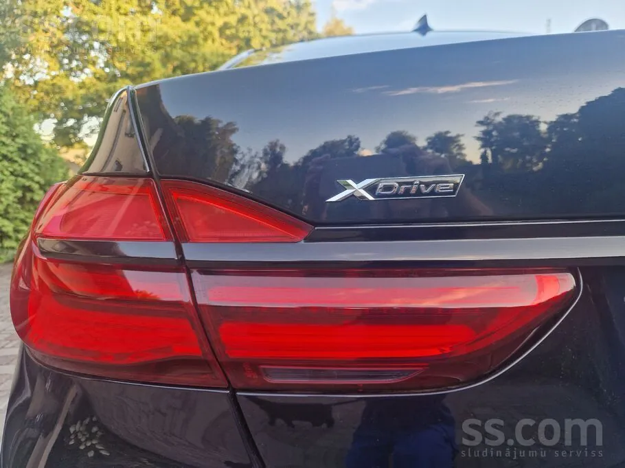 BMW 740D 2016 photo 5