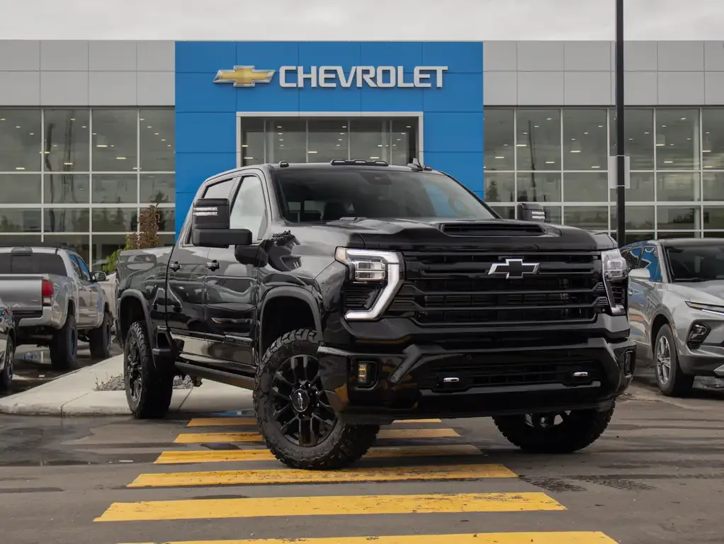 Chevrolet Silverado 3500 2026 photo 2
