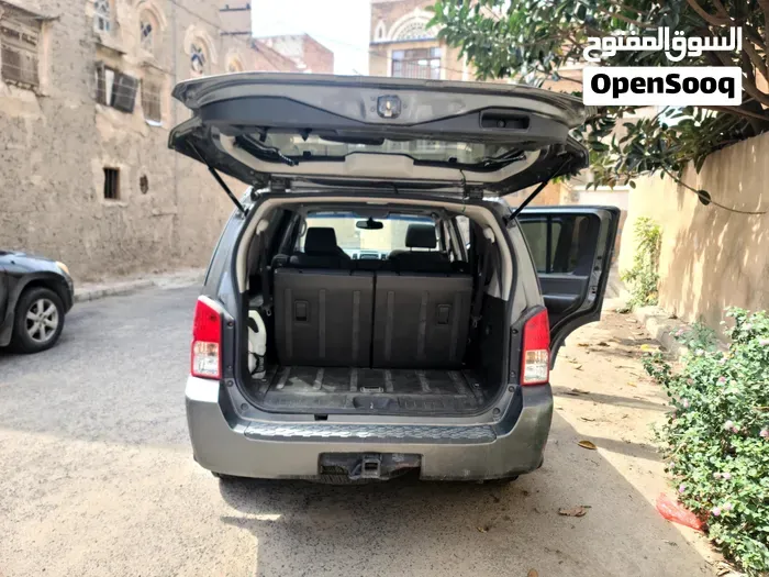 Nissan Pathfinder 2006 photo 3