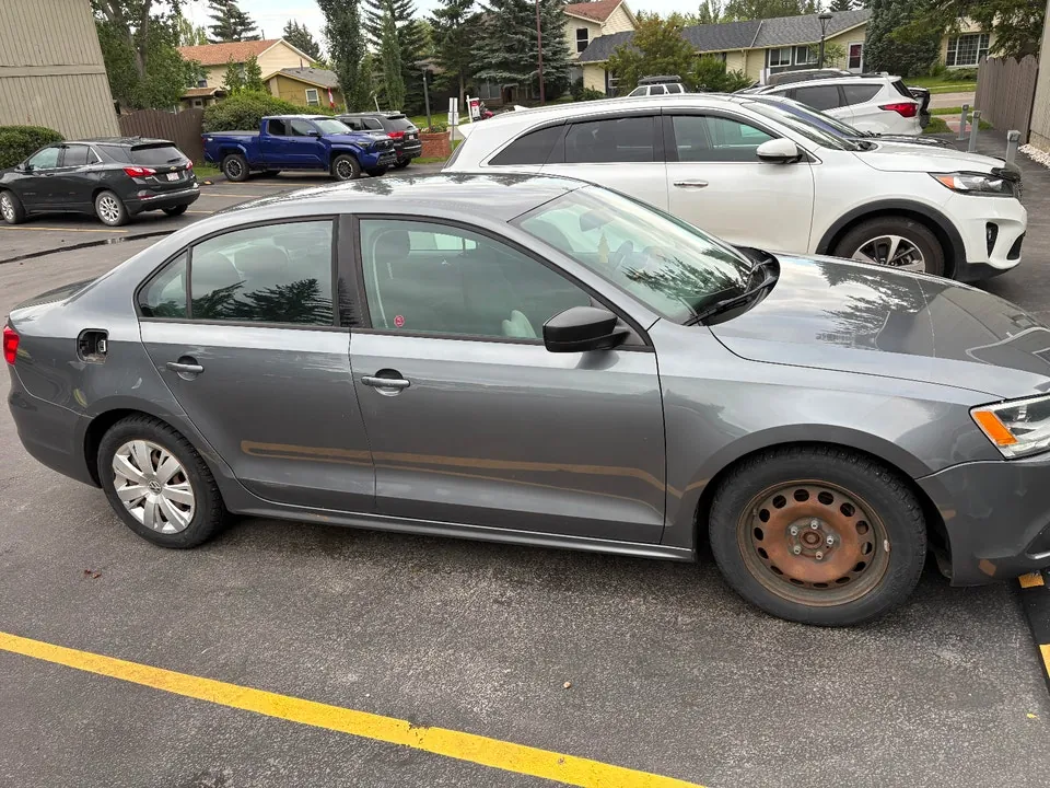 Volkswagen Jetta 2011 photo 2
