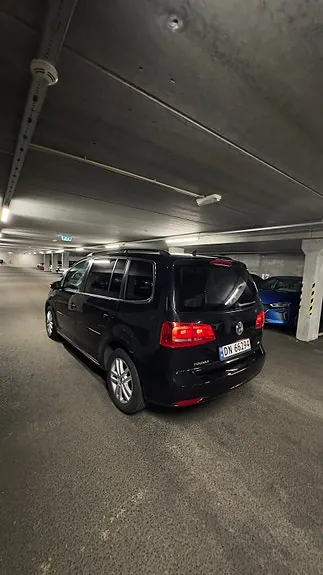 Volkswagen Touran 2010 photo 3