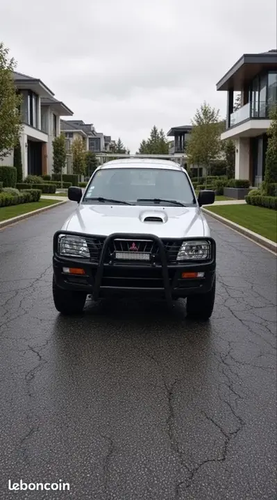 Mitsubishi L200 1999 photo 2