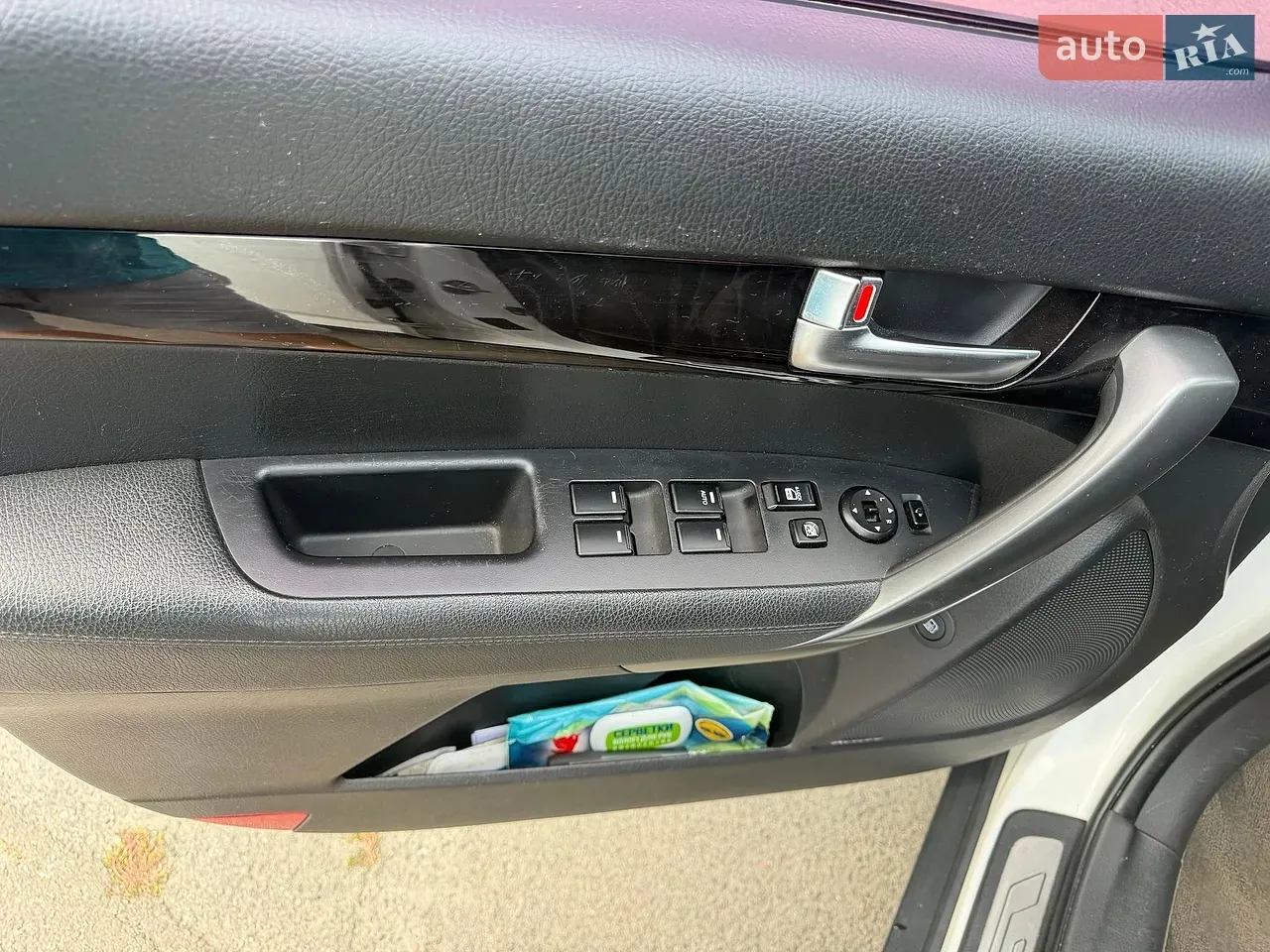 Kia Sorento 2012 photo 5