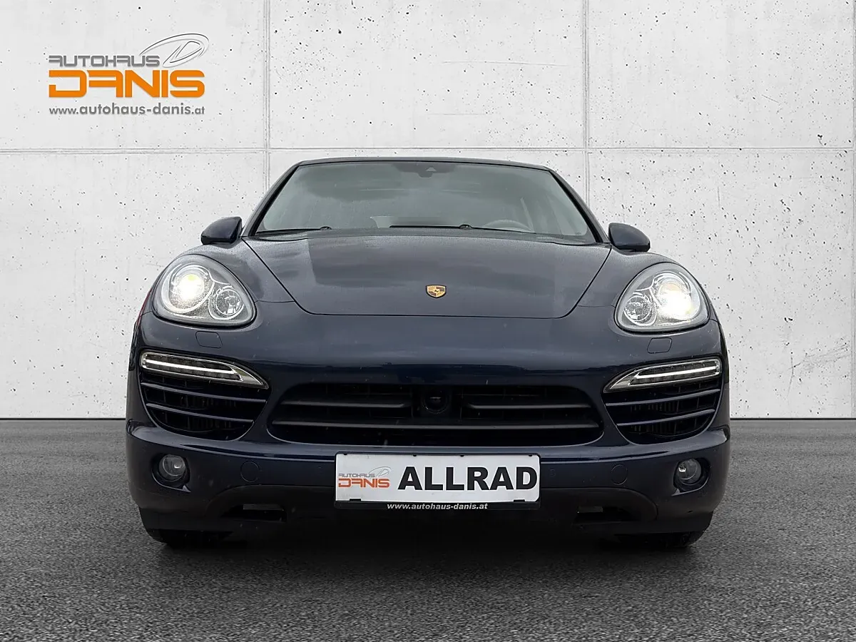 Porsche Cayenne 2013 photo 3