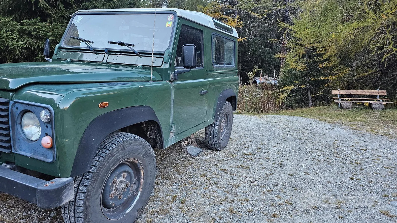 Land Rover Defender 2001 photo 4