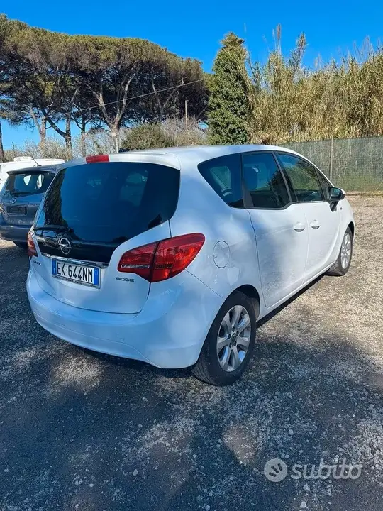 Opel Meriva 2011 photo 3