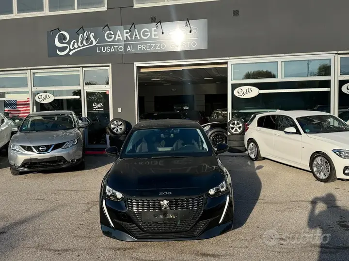 Peugeot 208 2023 photo 2