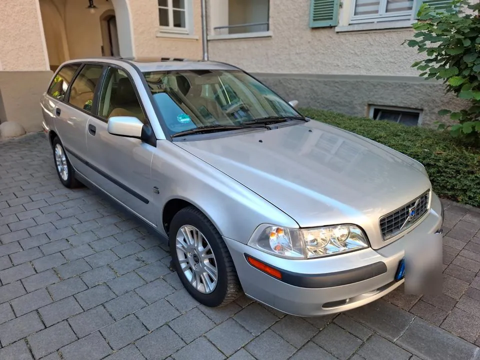 Volvo V40