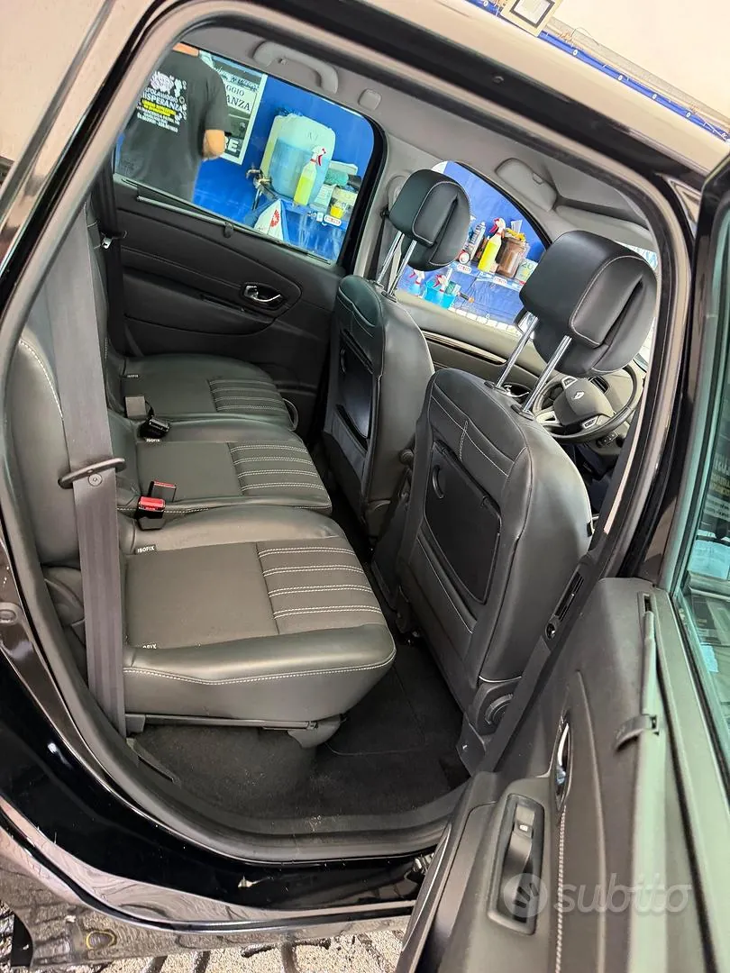 Renault Scenic 2013 photo 3