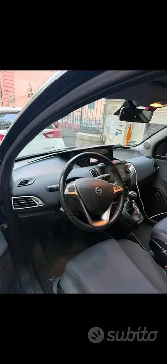 Lancia Ypsilon 2021 photo 5
