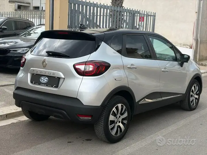 Renault Captur 2018 photo 4