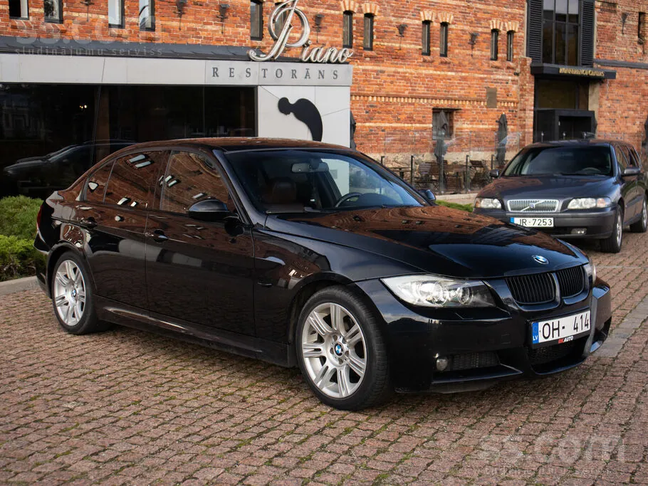 BMW E90