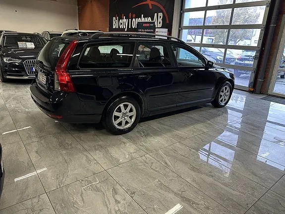 Volvo V50 2009 photo 5