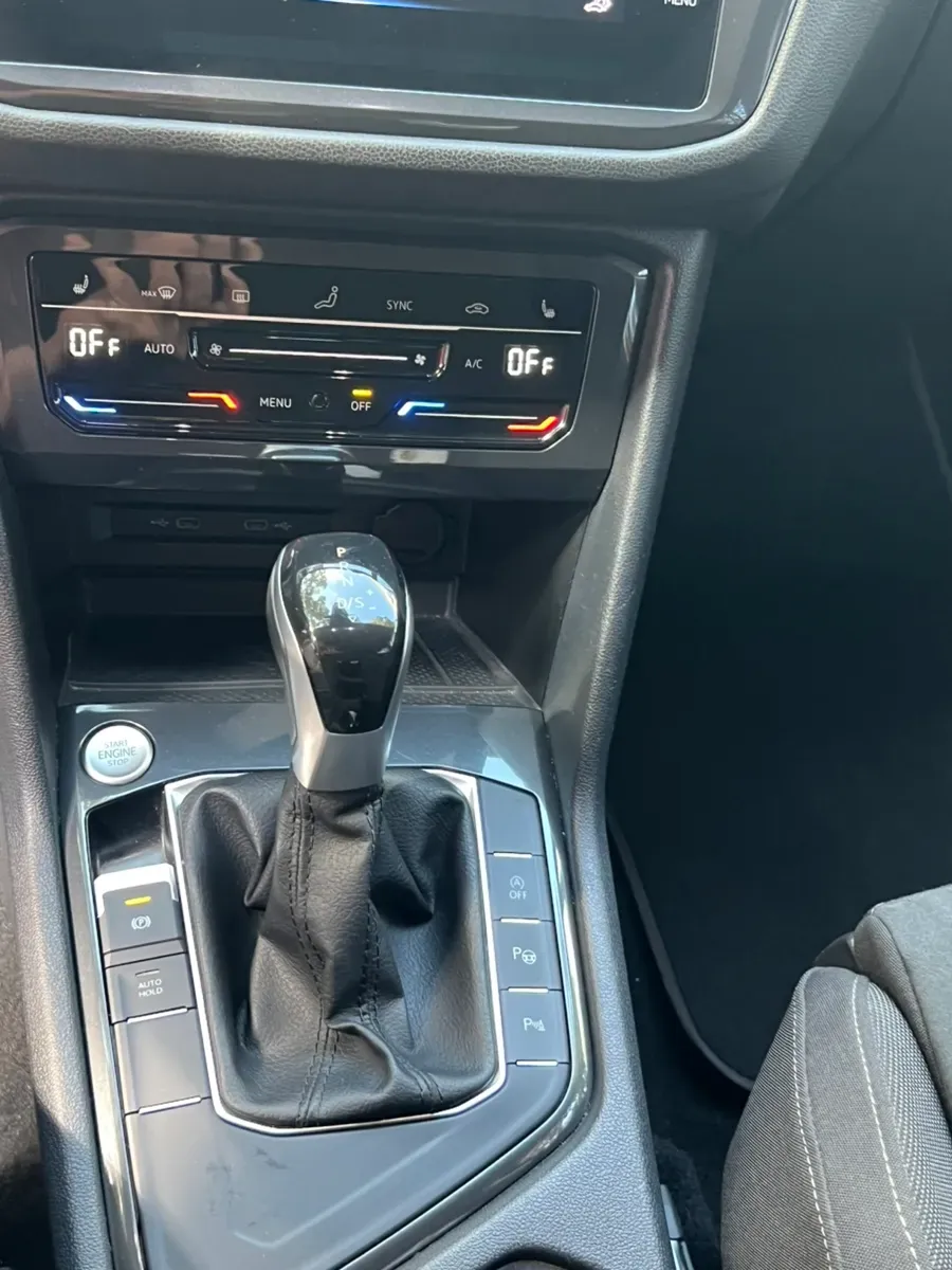Volkswagen Tiguan 2023 photo 3