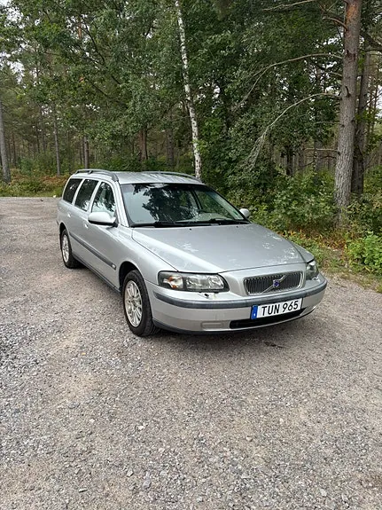 Volvo V70 2003 photo 2