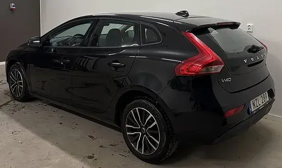 Volvo V40 2017 photo 3