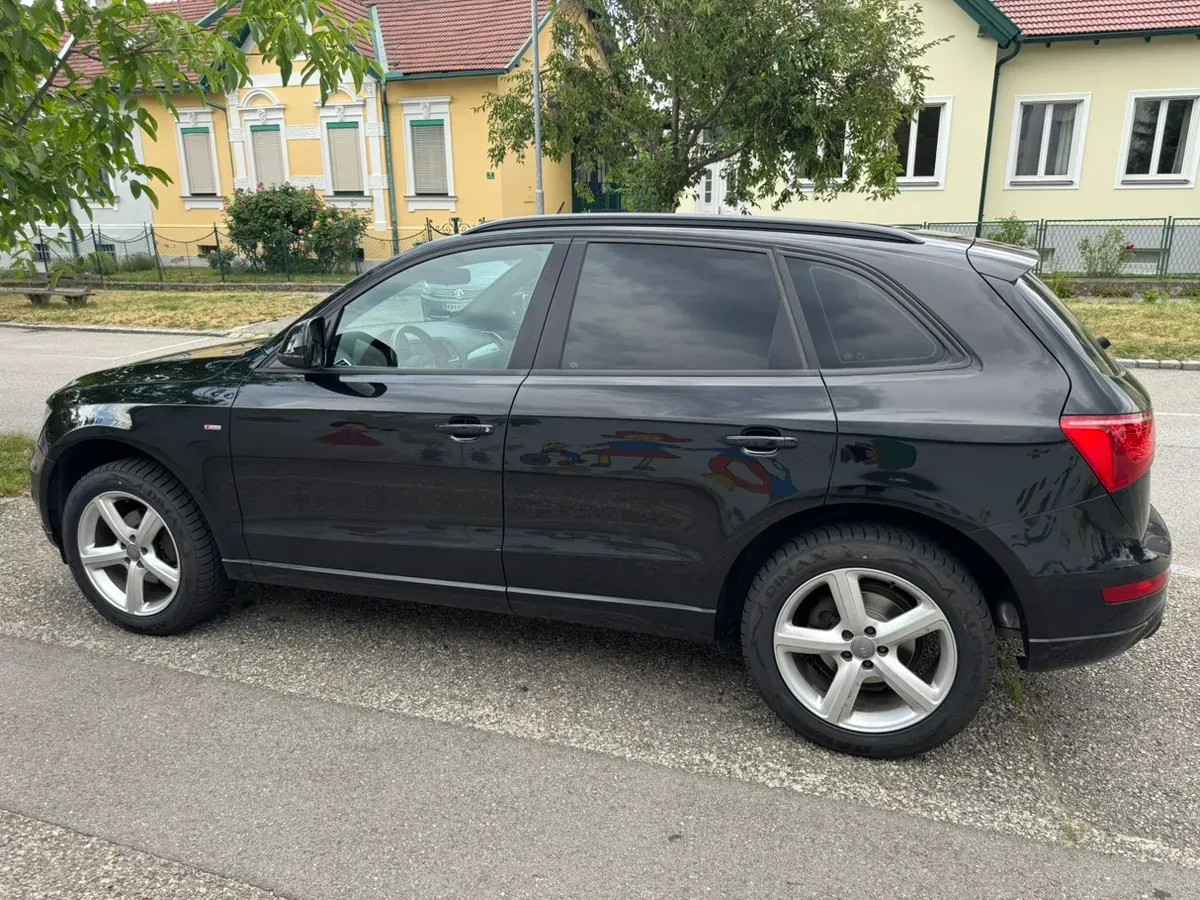 Audi Q5 2009 photo 2