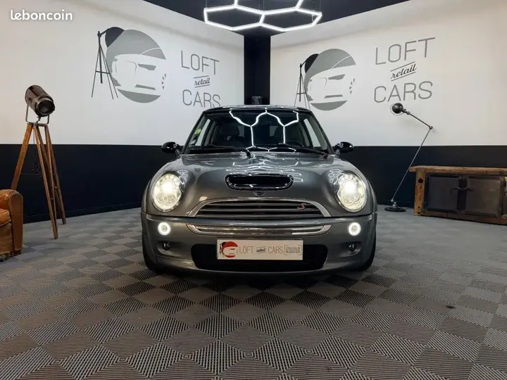 Mini Mini Cooper S 2004 photo 2