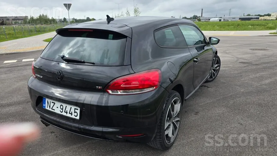 Volkswagen Scirocco 2010 photo 4