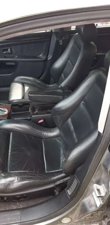Audi A8 1996 photo 3