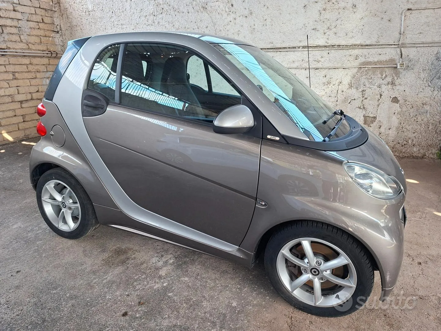 Smart Fortwo 2012 photo 2